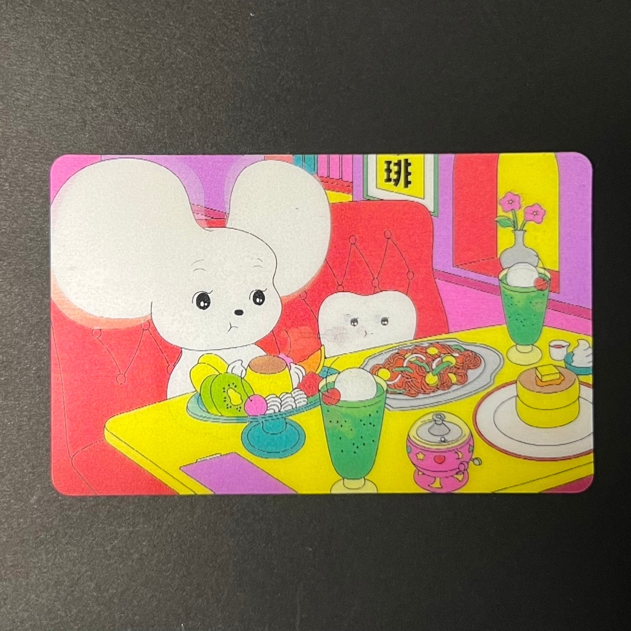 市村ゆりコラボステッカー『喫茶店にいるシラタマ&乳歯ちゃん』