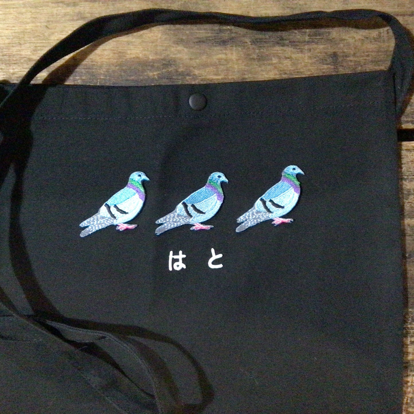 はと刺繍ワッペンバッグ
