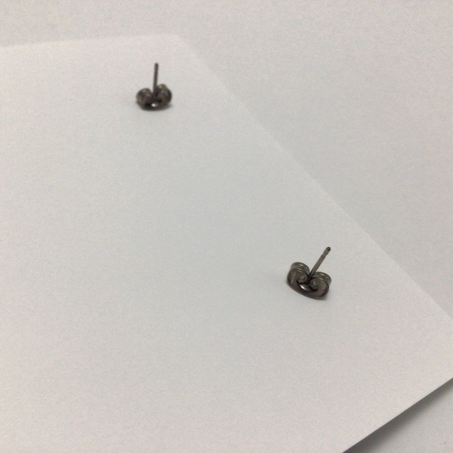 付けた門には福来たる ピアスイヤリング くすみカラー