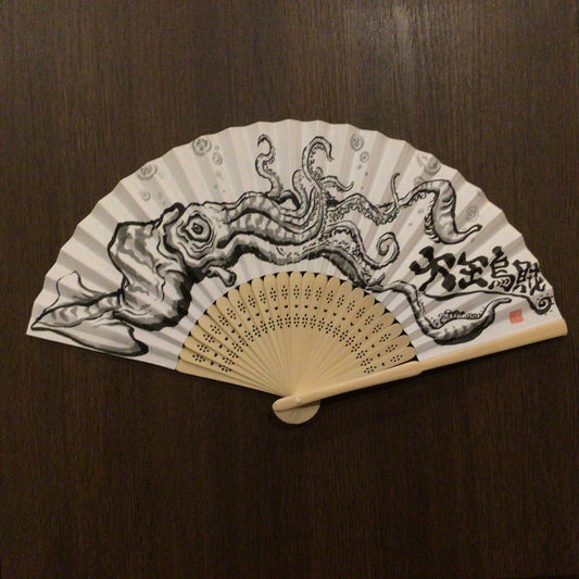 手描き扇子「大王烏賊」