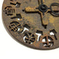 固定時計のブローチ（干支）赤錆
