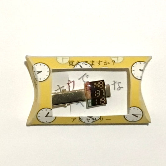 ガソリン　前髪ピン　謎需要アクセサリー