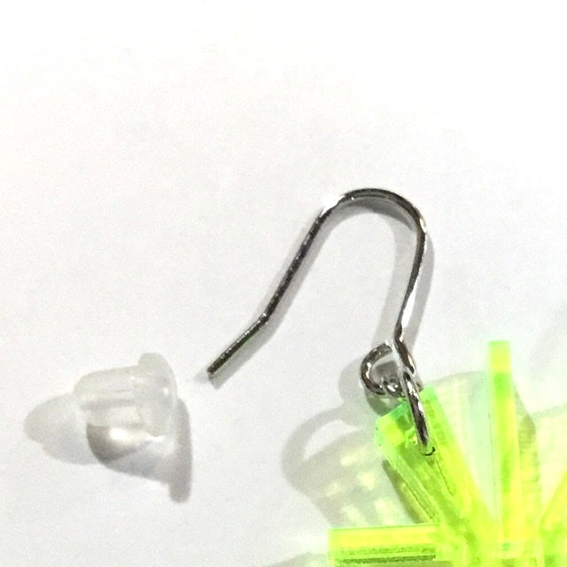 凸凹　ピアス、イヤリング
